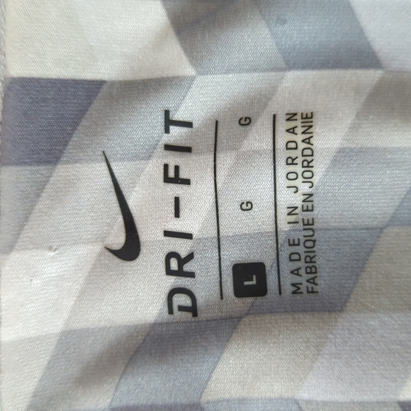 2/40 Nike athletic geometric patterned pants - Picture 8 of 11